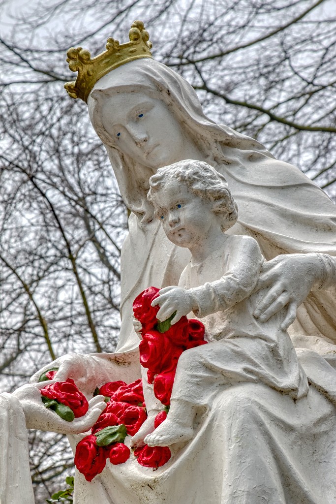 HDR kerkfotografie maria mary mariapark jesus bedevaart bedevaartplaats pilgrimage meersel meersel-dreef religie religion rooms katholiek lommel oostmalle